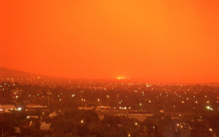 2003 Canberra bushfires. Photo: Wikimedia Commons