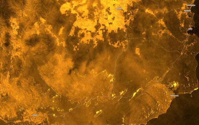 陆地卫星8短波红外图像2020年1月1日上午1051分。来源:EO浏览器-欧洲航天局)